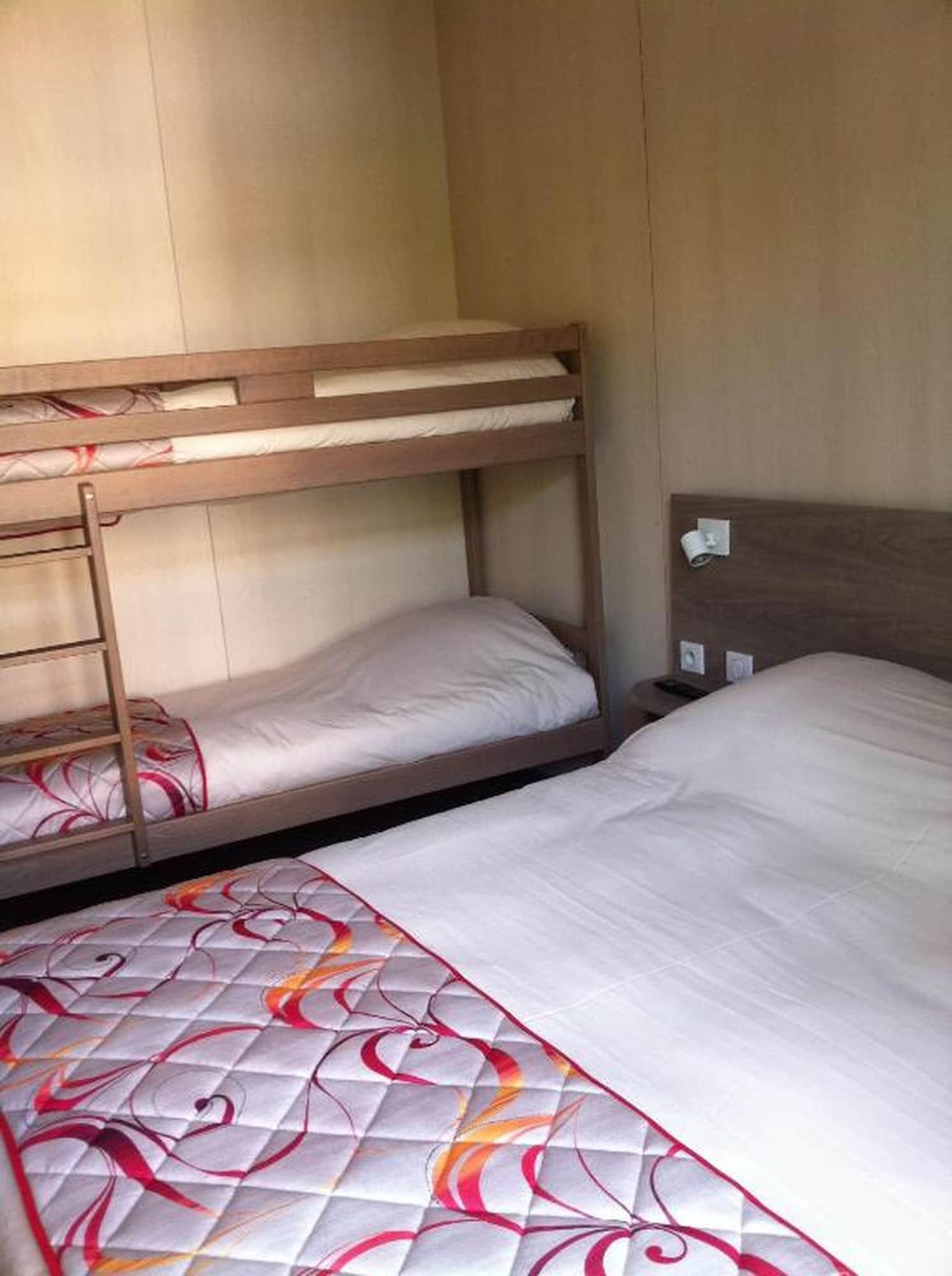Brit Hotel Confort Le Revest 생트막시메 외부 사진